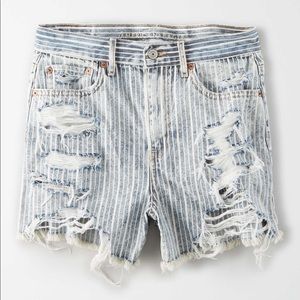 90s boyfriend denim short